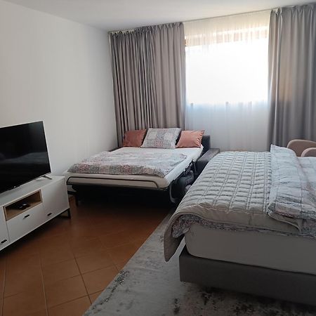 3 Bathrooms Apartman Mimi Liptovsky Mikulas Luaran gambar